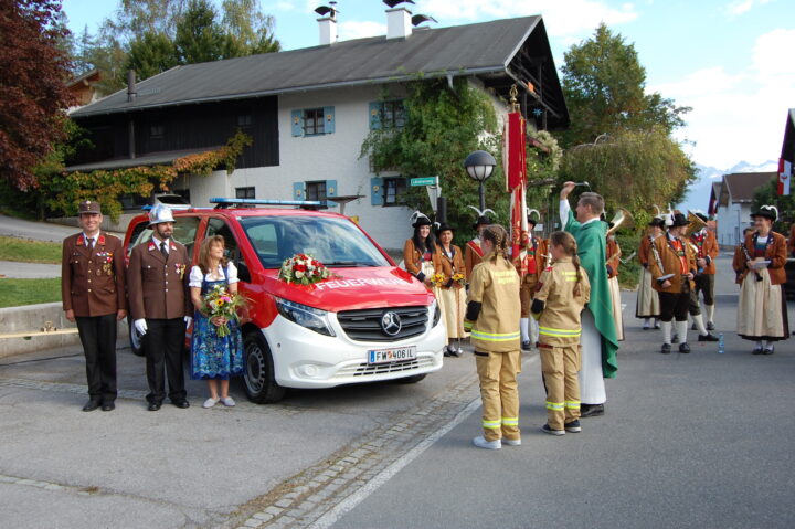 Fahrzeugsegnung und 130 Jahre Feuerwehr Reith bei Seefeld